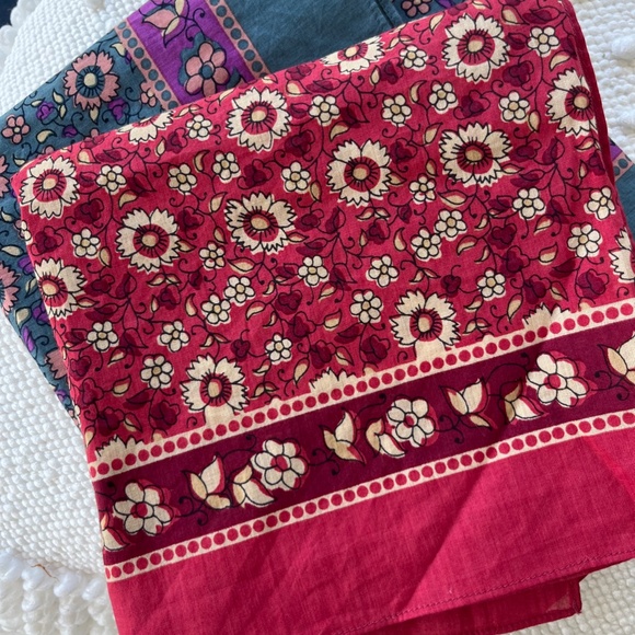 Two Sezane Scarves - Picture 6 of 7